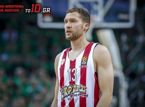 Στρέλνιεκς : «Να σηκώσουμε το κεφάλι, δεν τελείωσε τίποτα ακόμα»