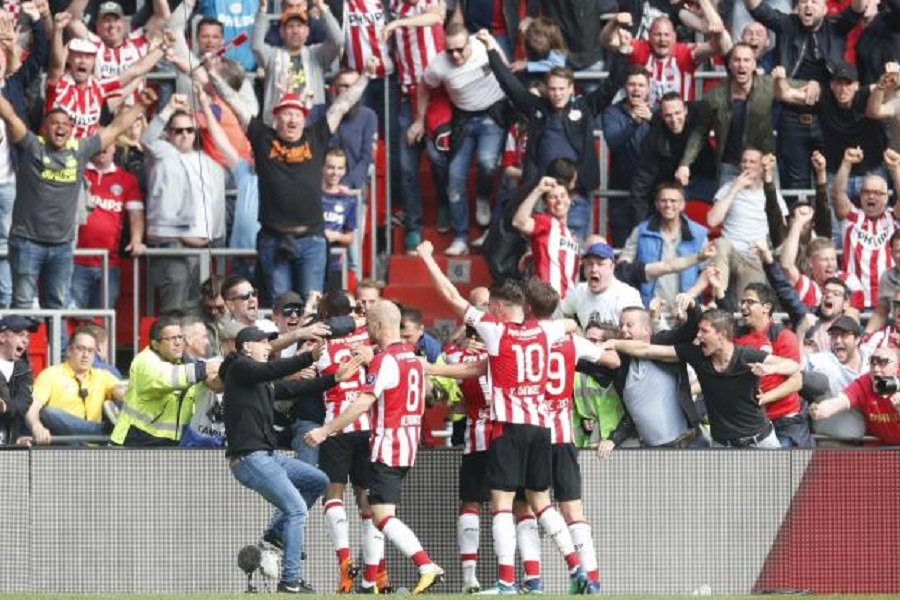 Αϊντχόφεν – Άγιαξ 3-0