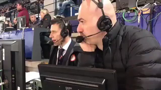 Τρελάθηκαν οι Ιταλοί δημοσιογράφοι: Απίστευτες σκηνές στο Ολίμπικο (vids)