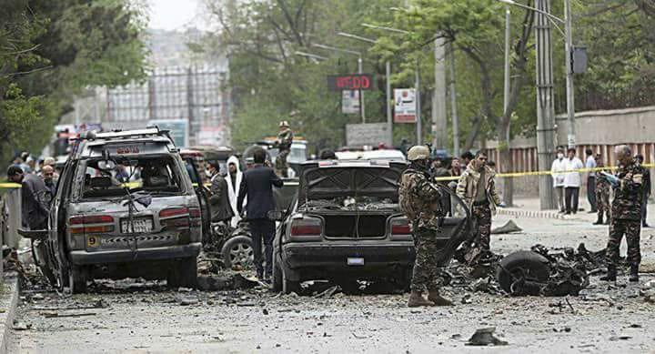 Φονική επίθεση καμικάζι στην Καμπούλ
