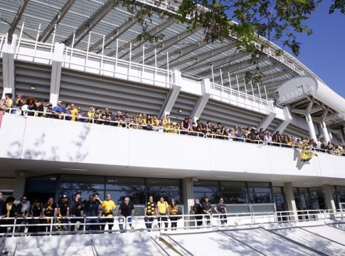 ΑΠΟΚΛΕΙΣΤΙΚΟ VIDEO : Εντυπωσιακή ατμόσφαιρα στο ΟΑΚΑ