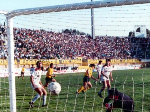 Οταν το ΑΕΚ-Λάρισα τελείωνε 3-3 το 1989 (vid)
