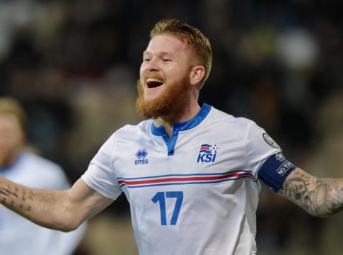 Sun: «Ολυμπιακός και ΑΕΚ για Γκούναρσον» (vids)