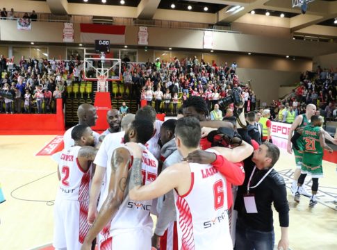 Μονακό – Μπάνβιτ 74-75