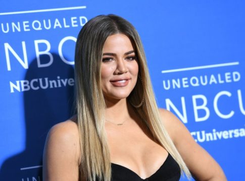 Παραμορφωμένο το πρόσωπο της Khloe Kardashian. Κι άλλες πλαστικές;