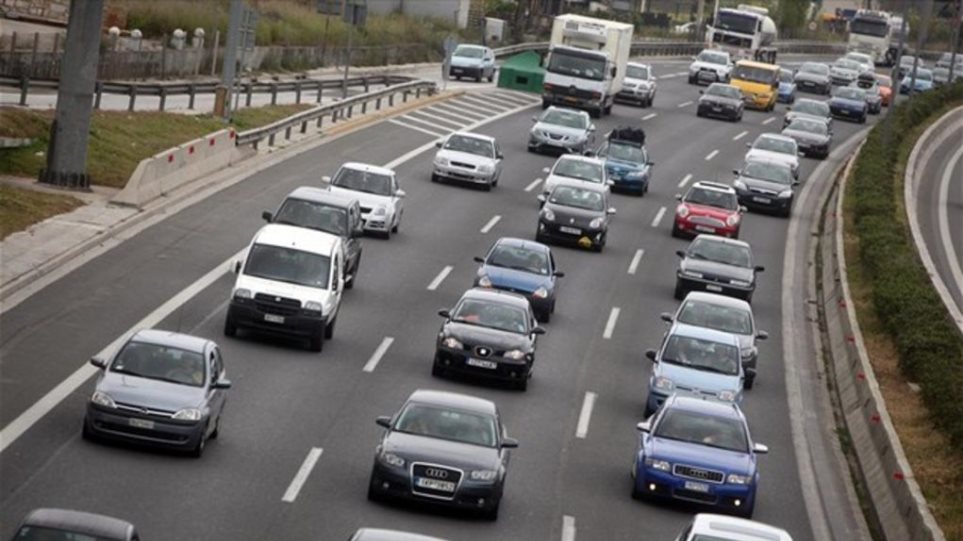 Επιστρέφουν οι εκδρομείς του Πάσχα – Αυξημένη η κίνηση στις Εθνικές Οδούς