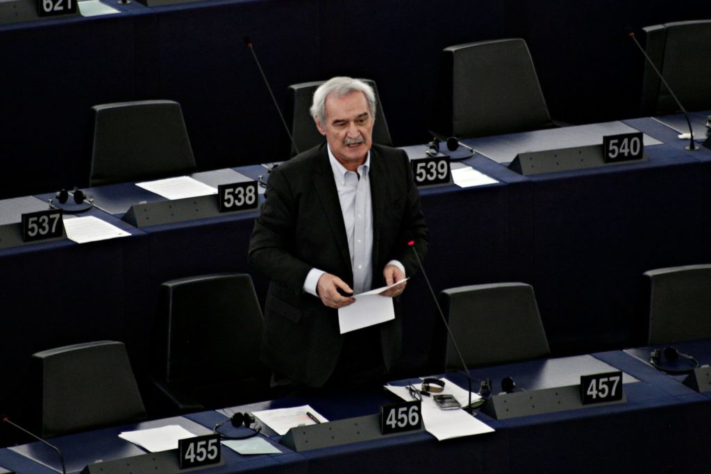 Ν. Χουντής: Καθαρή έξοδος από τα μνημόνια δεν θα υπάρχει