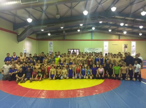 Πάλη : Εκατόν πέντε παλαιστές στο Λουτράκι