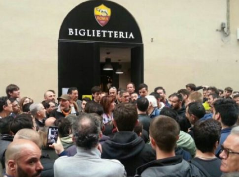 Champions League : Παράνοια στους οπαδούς της Ρόμα για τη ρεβάνς με Λίβερπουλ