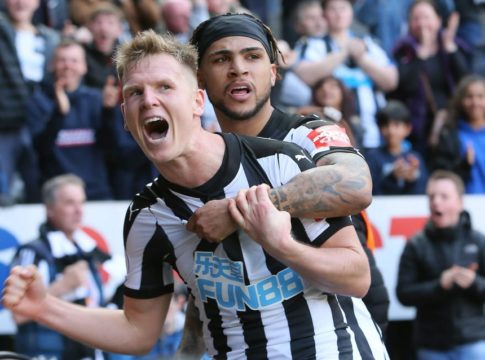 Νιούκαστλ – Άρσεναλ 2-1