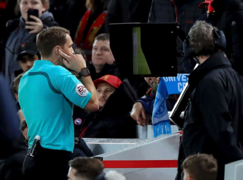 Μπαίνει και στην Πρέμιερ Λιγκ το VAR!