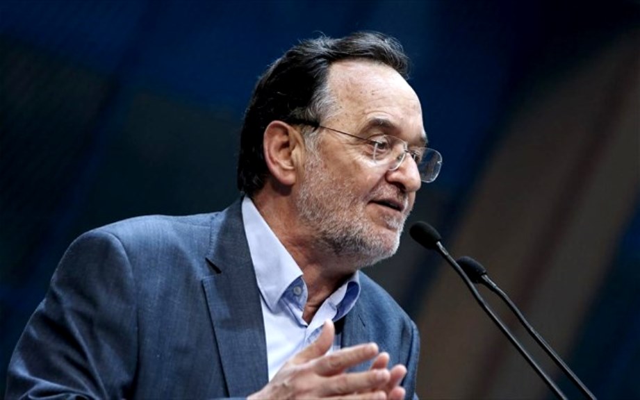 Λαφαζάνης: σκάνδαλο η πώληση των ΕΛΠΕ