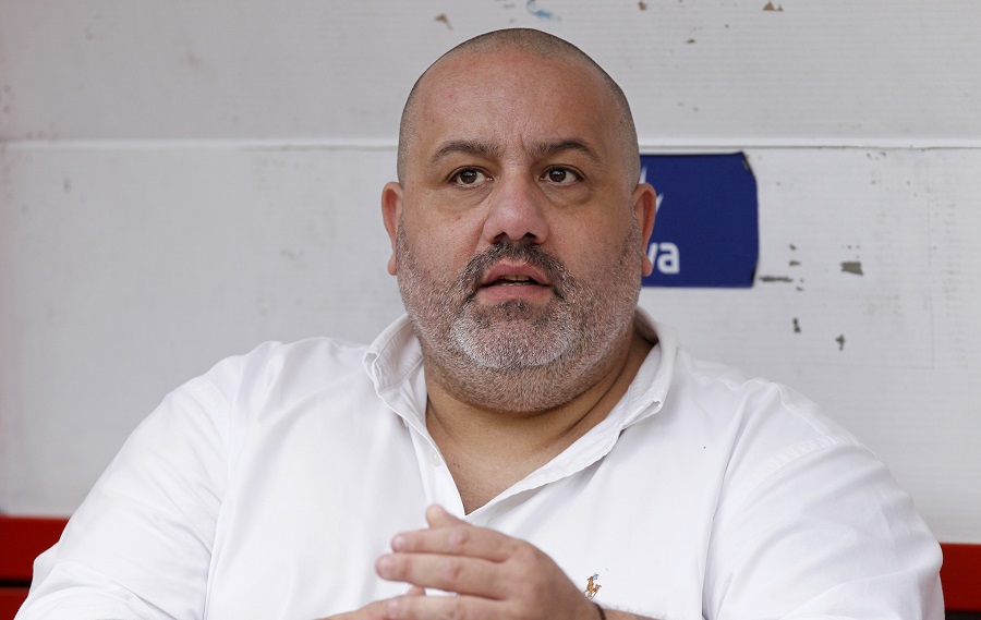 Καραπαπάς: «Το 98% του λαού του Ολυμπιακού ταυτίστηκε με αυτά ακριβώς που είπε στους παίκτες ο κ. Μαρινάκης»