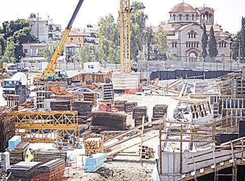 ΑΕΚ : «Γκρεμίστε τα αυθαίρετα αλλιώς θα το κάνουμε εμείς»