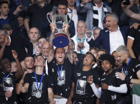 «ΠΑΟΚ, ΠΑΟΚ τρέμουν τ’ όνομά σου…»