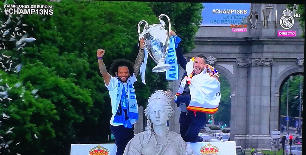 Live streaming η παρέλαση της Ρεάλ στη Μαδρίτη (vid)