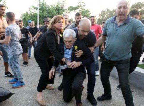 Δεν φταίνε οι «Πλατείες» για το φασισμό