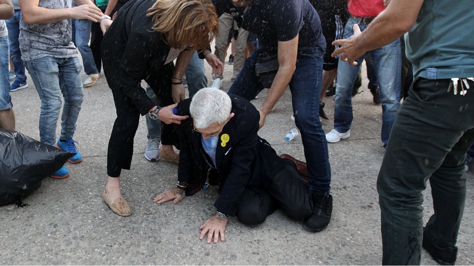 Βίαιη επίθεση φασιστών στον Γιάννη Μπουτάρη