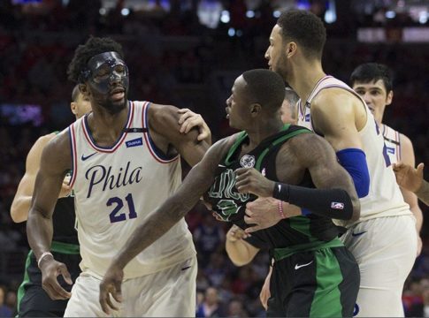 Σίξερς – Σέλτικς : Πιάστηκαν στα χέρια Εμπίντ και Ροζίερ