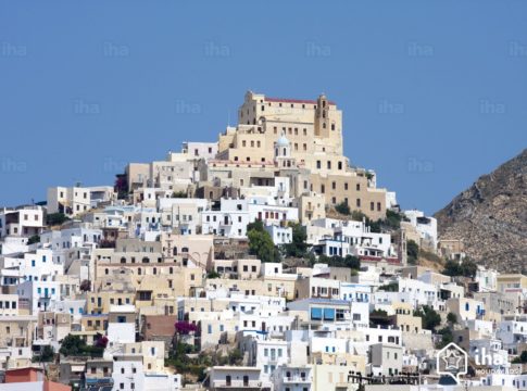Άρση περιοριστικών μέτρων: Οι τρεις ημερομηνίες-κλειδιά για την ελεύθερη μετακίνηση στα νησιά