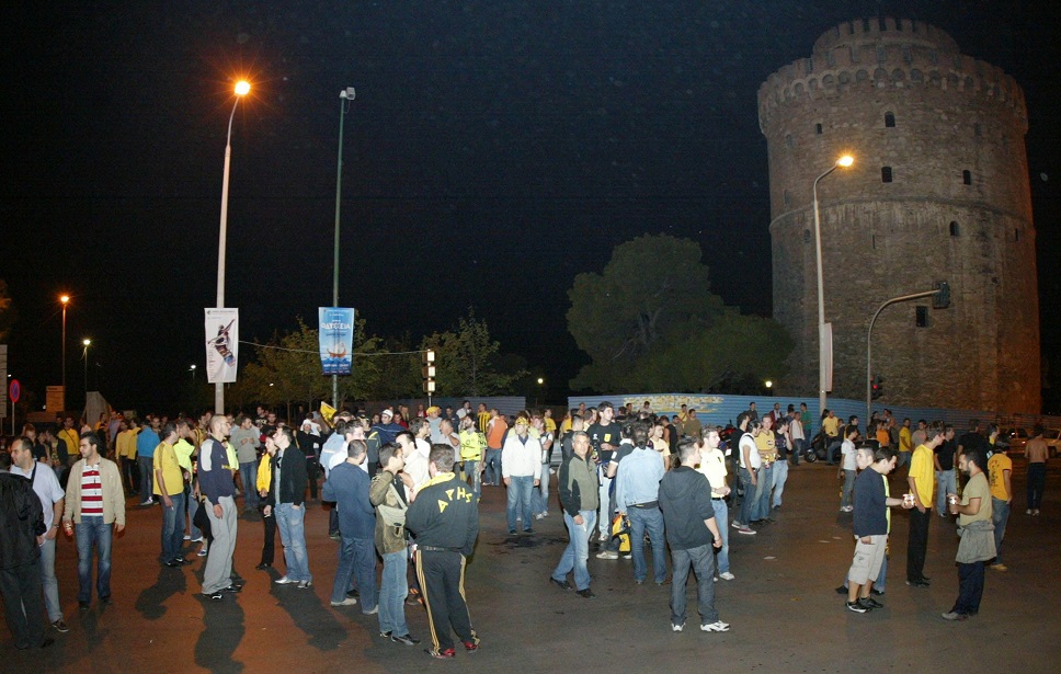 Τα όνειρα της γειτονιάς-ασανσέρ και μια εκδίκηση που αναζητείται