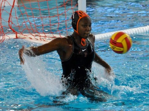 Βουλιαγμένη : Τεράστια κίνηση με Άσλεϊ Τζόνσον