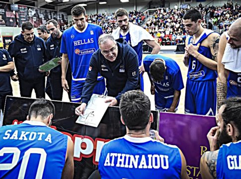 Η Αντέλ, η Εθνική κι ο… ηγέτης που λείπει