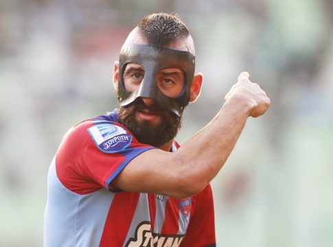 Η ποδοσφαιρική αυτοχειρία του Σιώπη