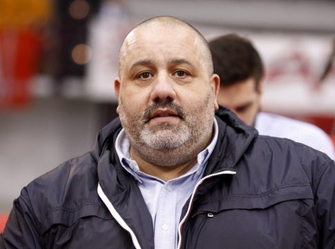 Kαραπαπάς : «Ακομα να ενημερωθεί ο Τσίπρας ότι μια ελληνική ομάδα κατέκτησε το Champions League;»