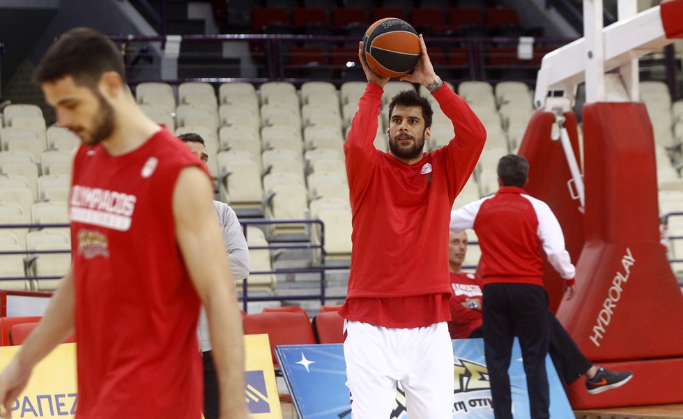 Ολυμπιακός : Βίντεο και ανάλυση με.. προεδρική παρέα