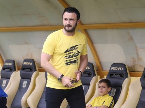 Άρματα και γελοιότητες