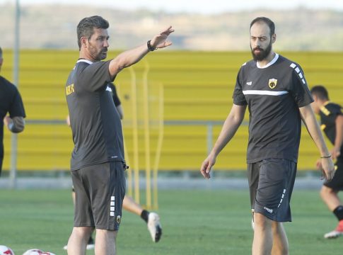 ΑΕΚ : Ανακοινώνει αποστολή για Κίελτσε ο Ουζουνίδης