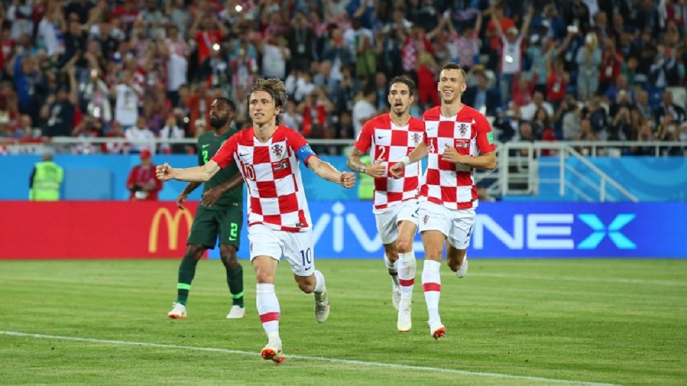 Με πέναλτι του Μόντριτς 2-0 η Κροατία (vid)