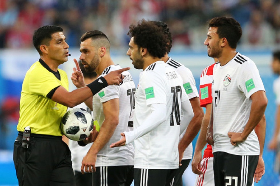 Καταγγελία στη FIFA για τη διαιτησία από την Αίγυπτο