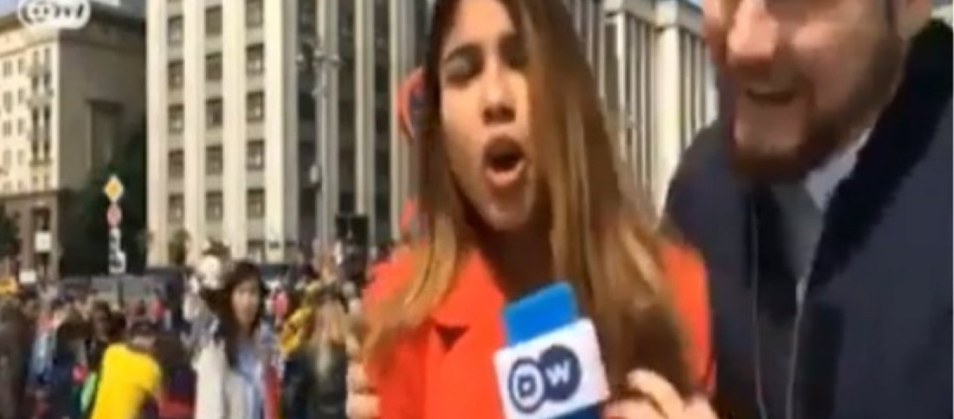 Σοκ για Κολομβιανή ρεπόρτερ – Άνδρας τη φίλησε και τη θώπευσε στο στήθος on camera!
