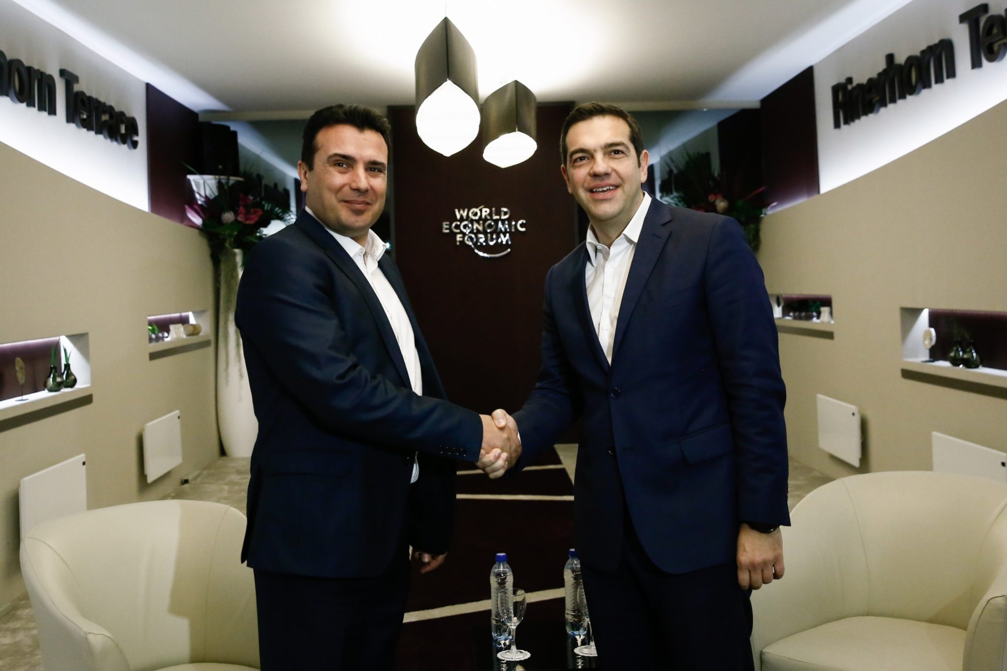Στο Προεδρικό Μέγαρο ο Αλέξης Τσίπρας για τις εξελίξεις στο ονοματολογικό | to10.gr Στο Προεδρικό Μέγαρο ο Αλέξης Τσίπρας για τις εξελίξεις στο ονοματολογικό | to10.gr