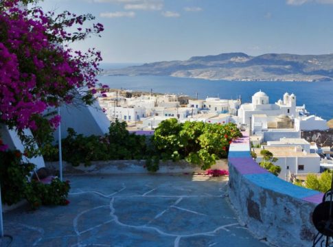 5 λόγοι για να κάνεις διακοπές στη Μήλο!