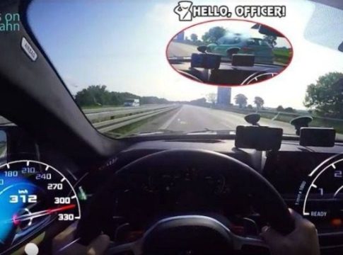 Προσπέρασε περιπολικό με 310 χλμ σε γερμανικό αυτοκινητόδρομο (vid)