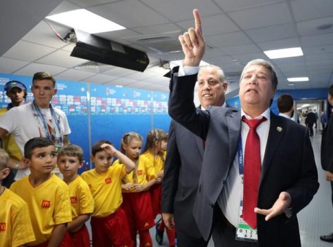 Γιατί οι παίκτες πρέπει να δείξουν τα εσώρουχα τους στους διαιτητές πριν τον αγώνα;