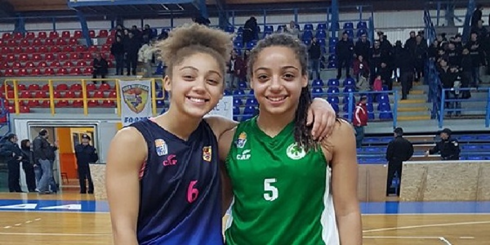 Τσινέκε sisters στη Νίκη Λευκάδας