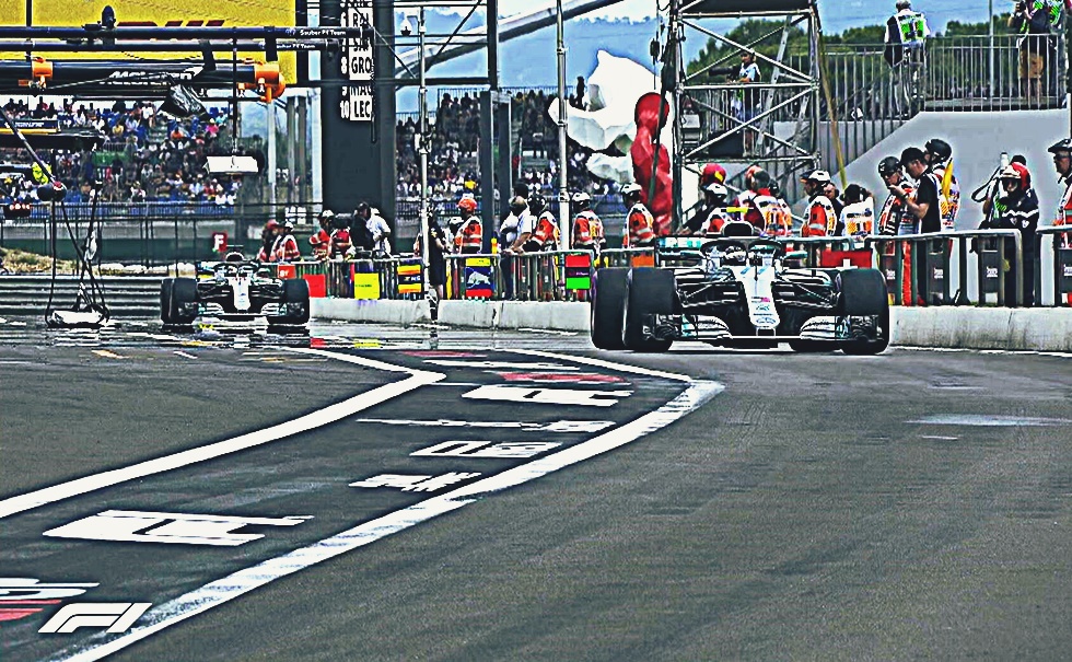 «1-2» οι Mercedes, pole position ο Χάμιλτον στο γαλλικό Grand Prix (vid)