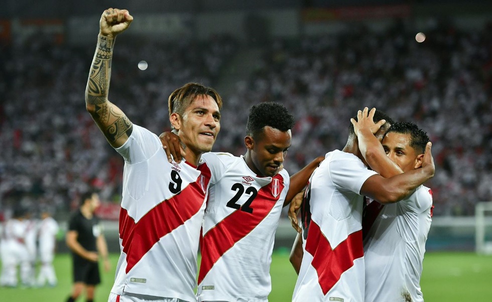Τριάρα εκτός έδρας για το Περού μπροστά σε 18.000 οπαδούς τους! (vids)