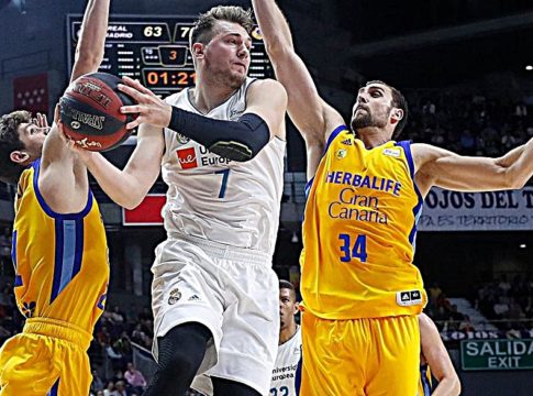 Ζορίστηκε, αλλά έκανε το 2-0 η Ρεάλ