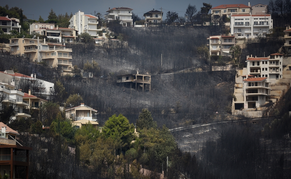 Ανείπωτη τραγωδία στην Ανατολική Αττική – 74 επισήμως οι νεκροί, δεκάδες οι αγνοούμενοι