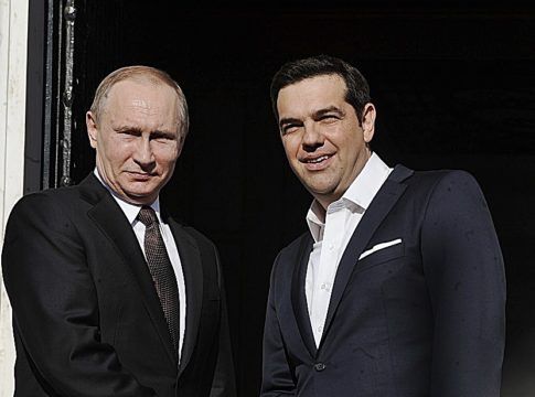 Εξωτερική πολιτική ή κατασκευή «συνωμοσιών» για εσωτερική κατανάλωση