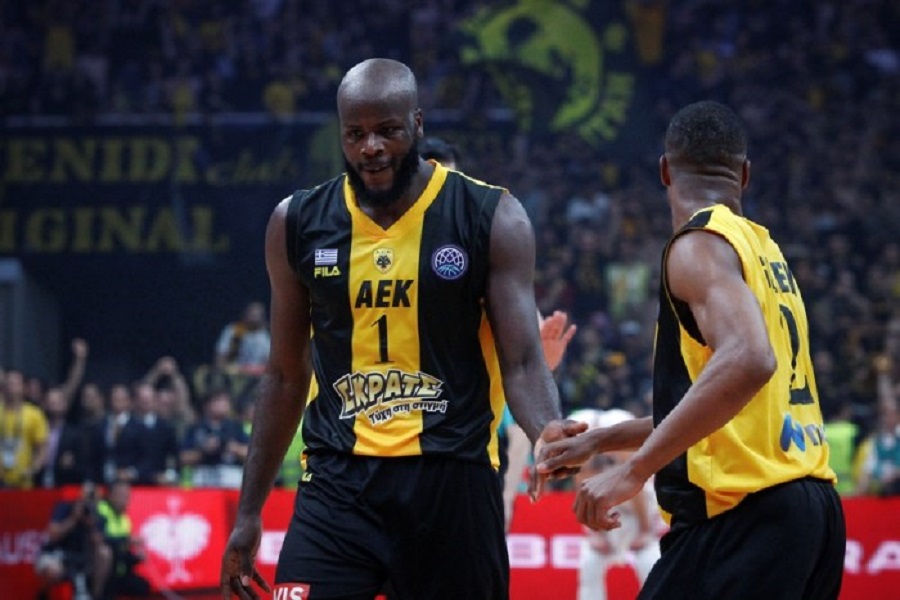 Η ΑΕΚ τον ήθελε πολύ και τον κράτησε