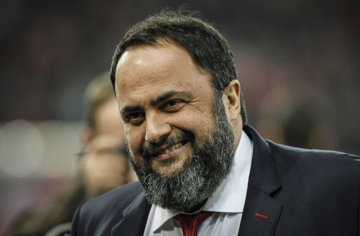 Marca: «Ύμνοι» για Μαρινάκη για τη βοήθεια στους πληγέντες των πυρκαγιών