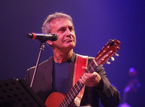 Για ένα πιάτο φαΐ
