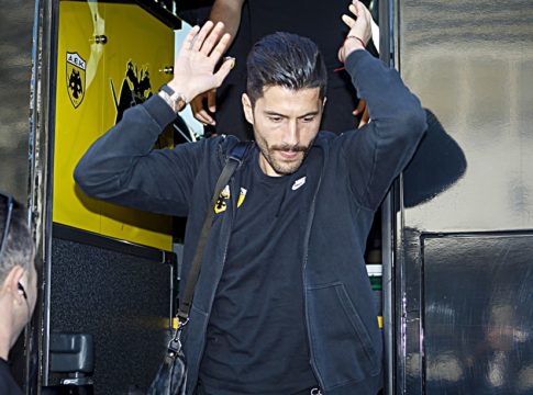 Τελειώνει η υπομονή με Κονέ στην ΑΕΚ