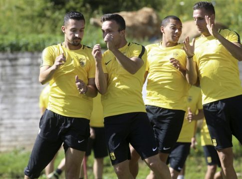 Άρης : Απρόοπτο με Ντιγκινί, υπό βροχή και με 11 βαθμούς Κελσίου η προπόνηση